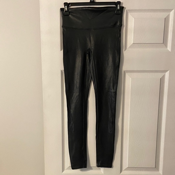 SPANX Pants - SPANX Black Leggings inseam 27” waist 24” elastic BNWOT see all photos